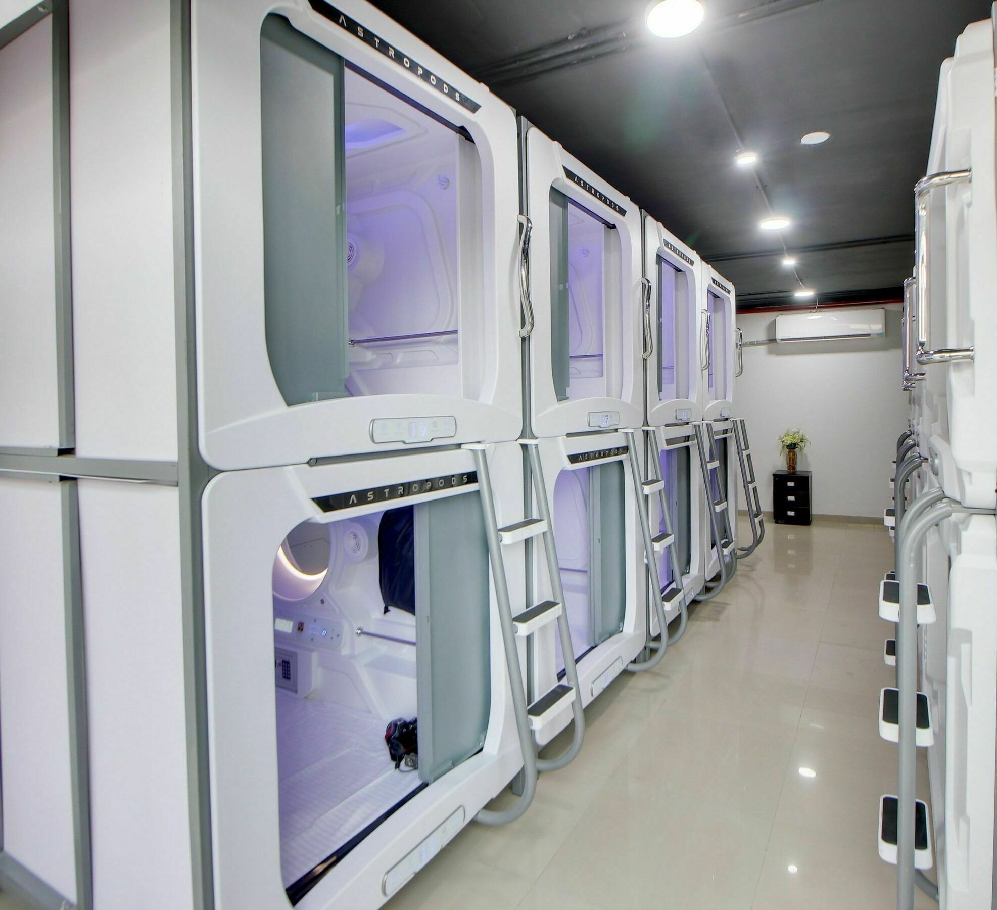 Hotel Astropods Airport, Mumbai. Exterior foto